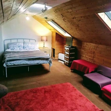 Apartament Cozy Loft In Bushey, 20 Mins By Train To Euston London Zewnętrze zdjęcie