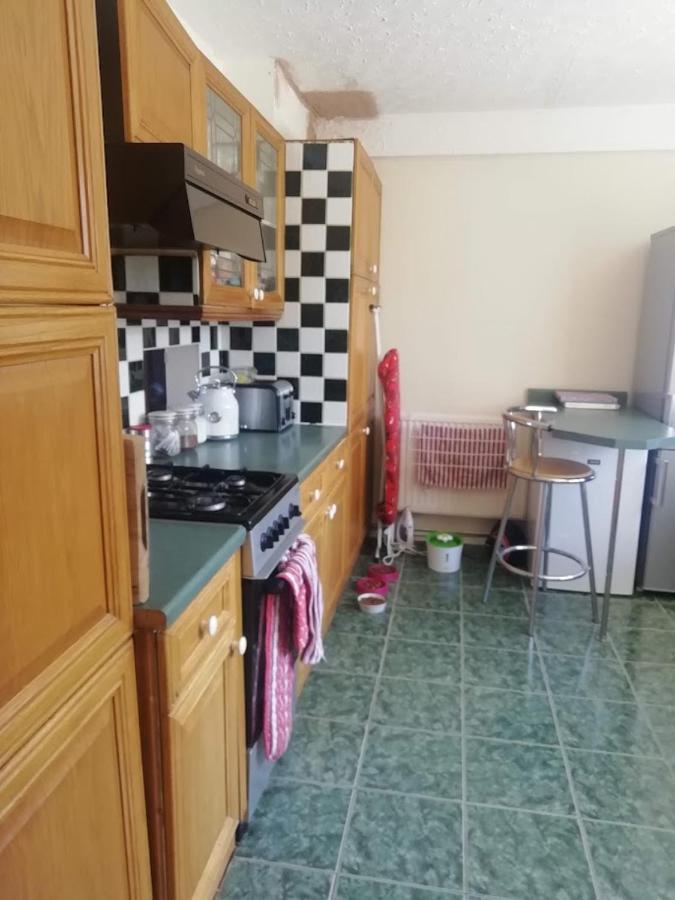 Apartament Cozy Loft In Bushey, 20 Mins By Train To Euston London Zewnętrze zdjęcie